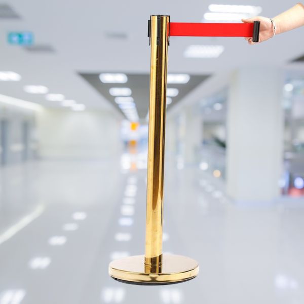 Dễ dàng điều chỉnh kéo thả dây cột chắn theo ý muốn