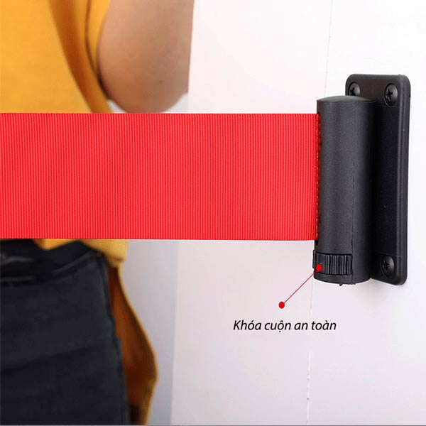 Lắp đặt gắn tường đơn giản vì đã có phụ kiện đi kèm