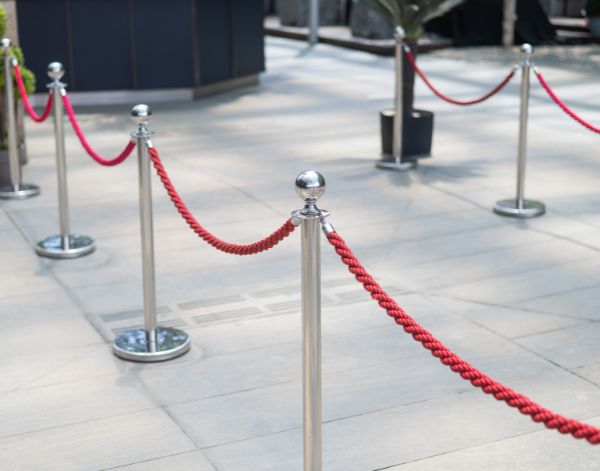 Mẫu cột chắn dây trùng phân làn đẹp