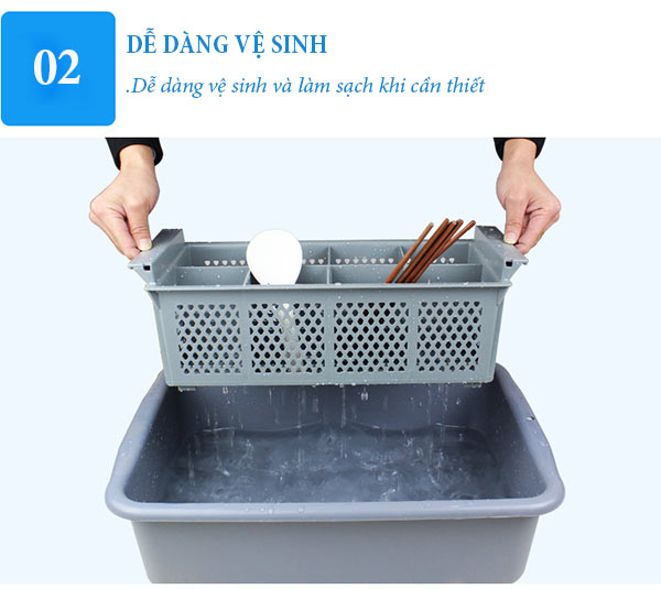 Khay nhựa thiết kế đơn giản, dễ vệ sinh