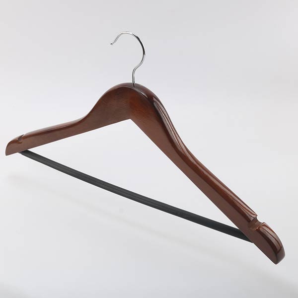 Móc treo quần áo bằng gỗ