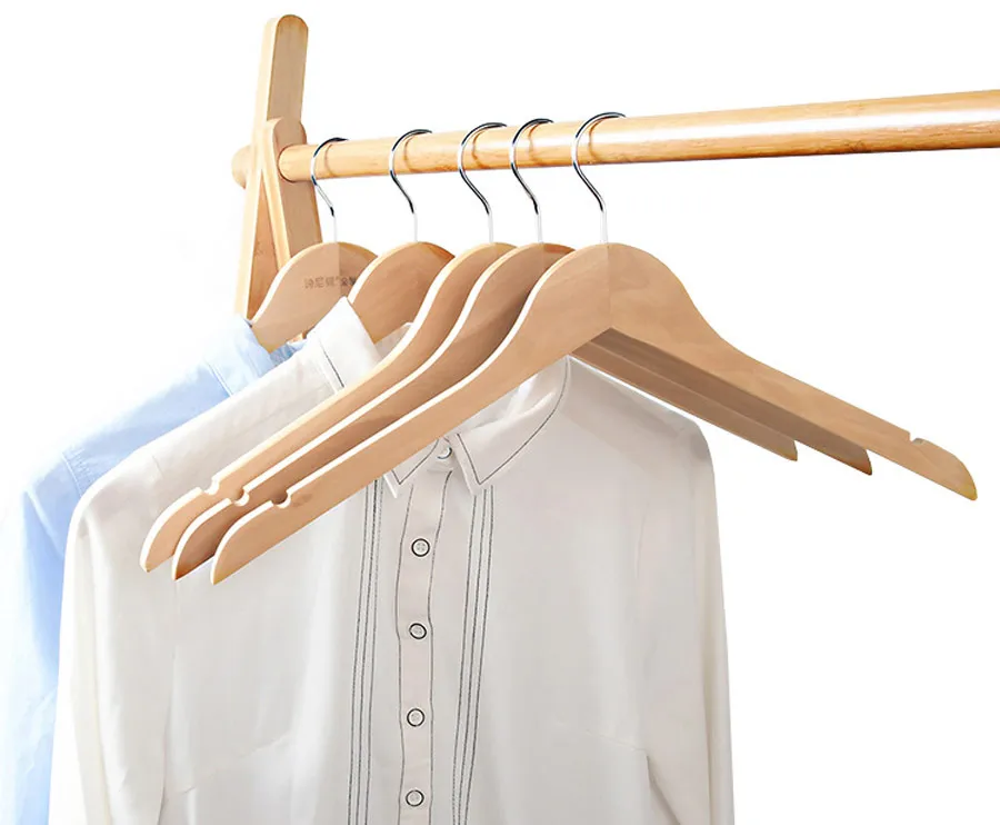 Móc treo quần áo người lớn gỗ màu vàng