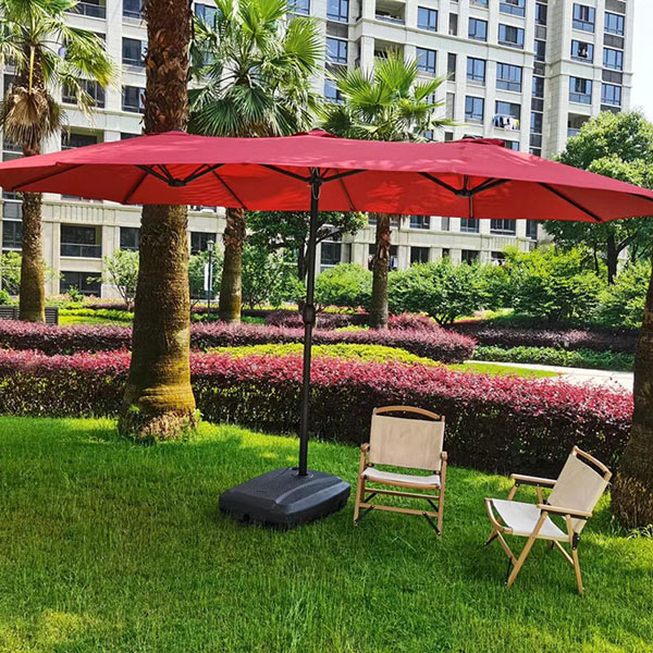 Mẫu dù 3 đỉnh màu đỏ nổi bật