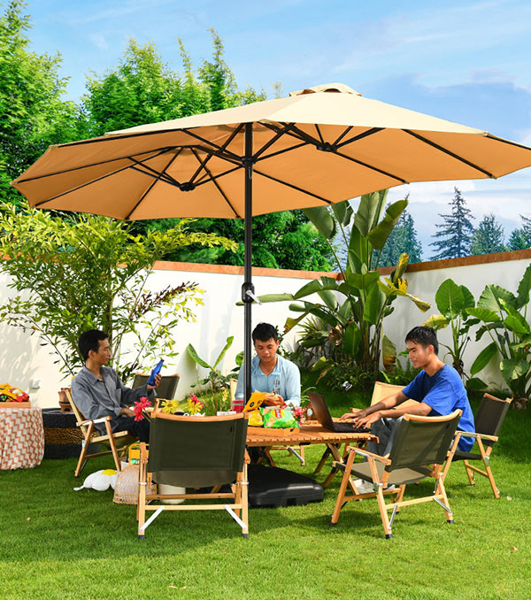 Mẫu dù 3 đỉnh che nắng ngoài trời cỡ lớn