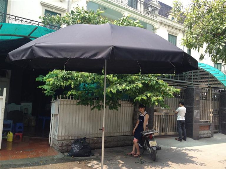 Tại sao dù che nắng kích thước nhỏ lại được ưa chuộng?