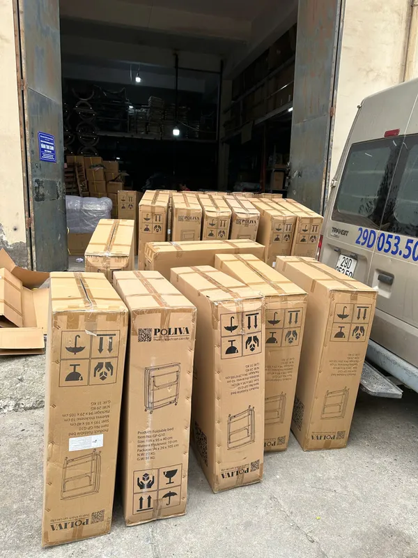 Giường phụ khách sạn đóng gói trước khi giao
