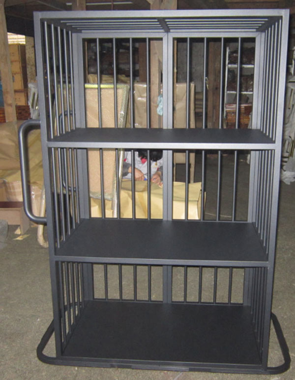 Ảnh chụp xe chở đồ vải 3 tầng tại kho Hành Tinh Xanh