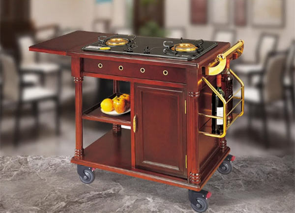 Xe phục vụ có bếp nấu trực tiếp trong nhà hàng