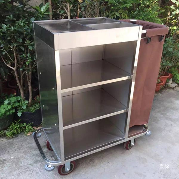 Ảnh chụp xe làm buồng phòng cỡ nhỏ lắp đặt tại kho Hành Tinh Xanh