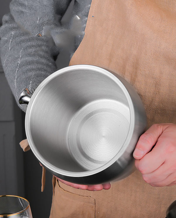 Thiết kế lòng đựng trơn, nhẵn - xô đựng đá giữ nhiệt