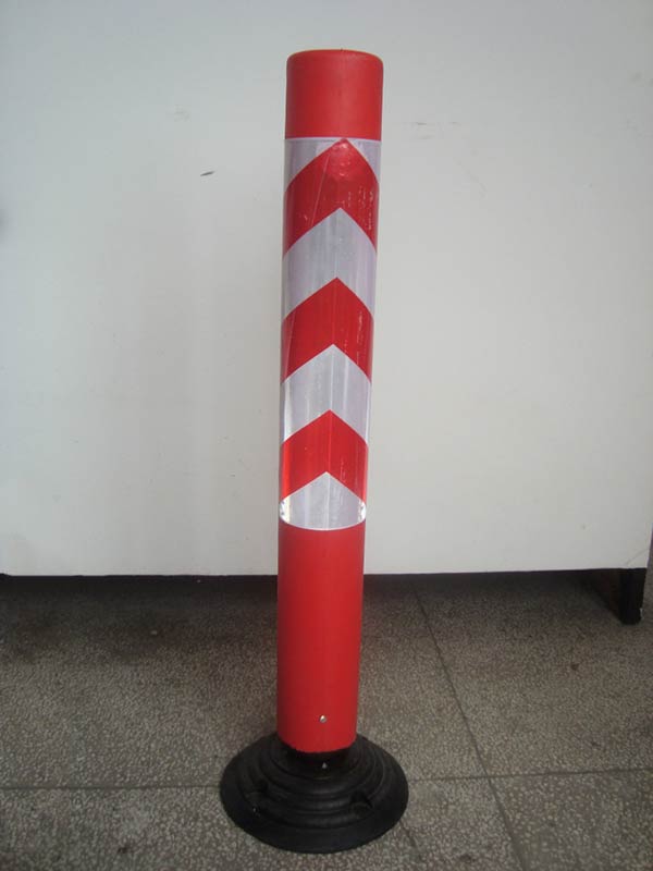 Hành Tinh Xanh luôn bán các cọc tiêu giao thông chất lượng