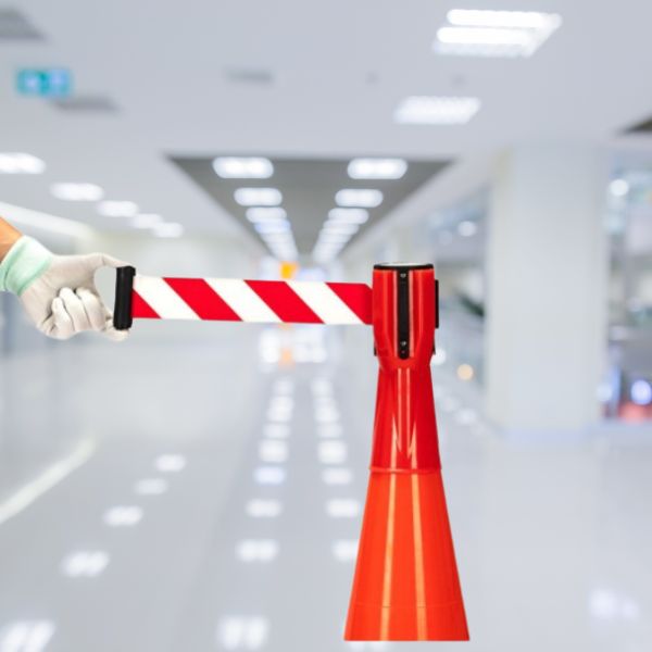 Đầu và dây nối cọc tiêu giao thông