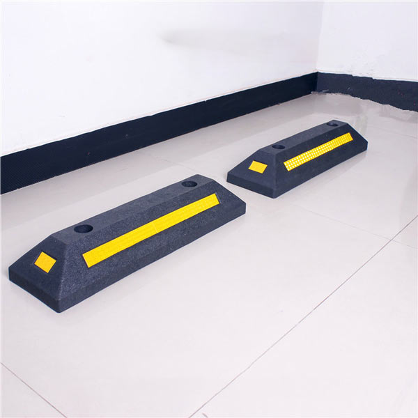 Kích thước chiều dài cục chặn là 56cm