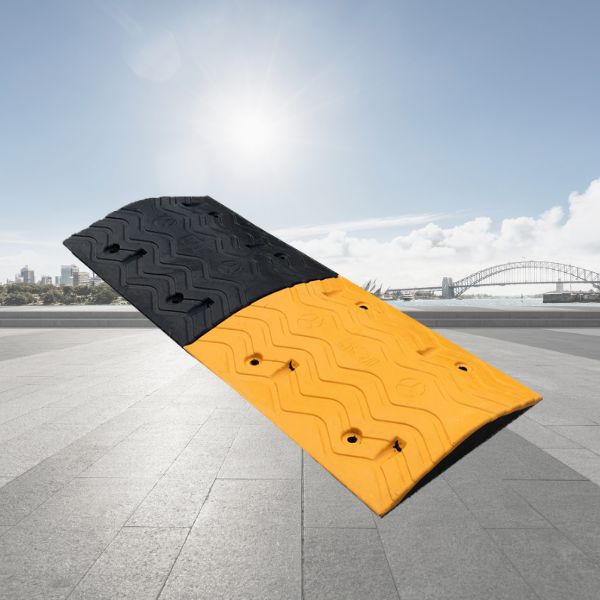 Gờ giảm tốc ô tô, xe hơi ngoài đường loại chất lượng cao