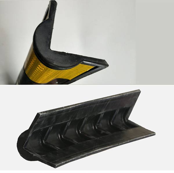 Ốp góc cao su dày dặn, chắc chắn