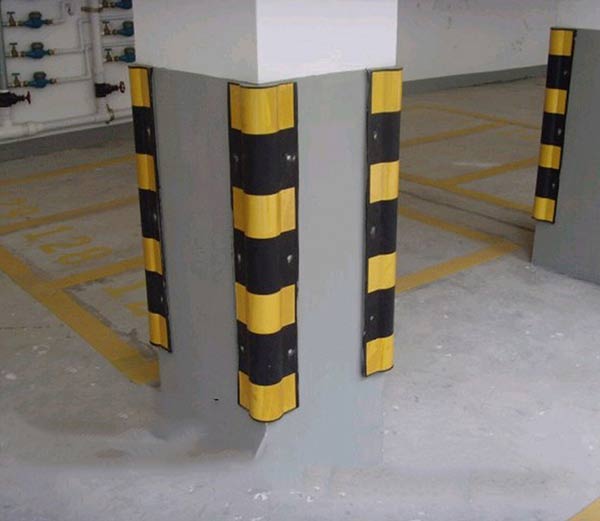 Thiết bị dùng để ốp vào cạnh góc tường