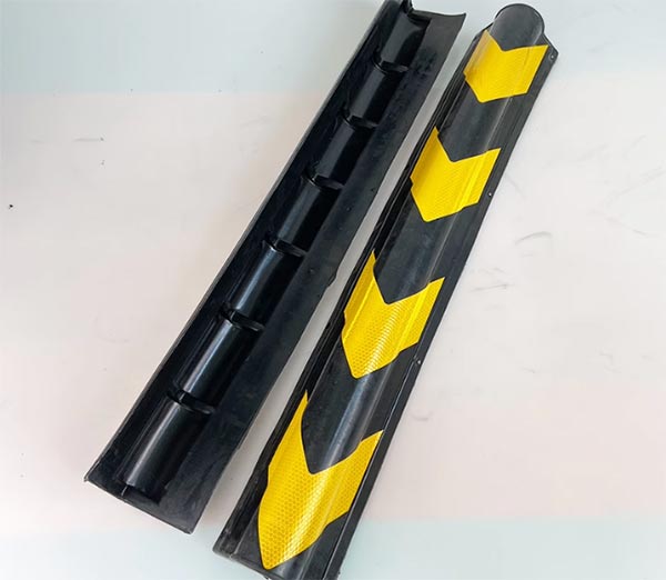 Hình ảnh chụp thật thanh ốp cột tròn