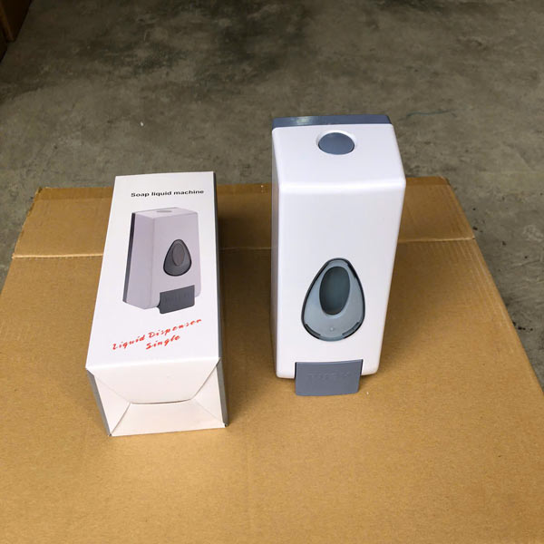 Bình nhựa 600ml đựng nước rửa tay gắn tường