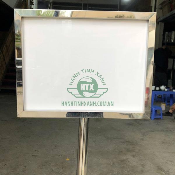 Hình ảnh chụp bảng menu 2 mặt tại kho Hành Tinh Xanh