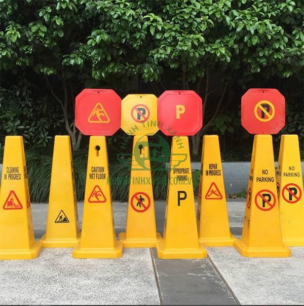 Hình ảnh sử dụng thực tế của biển báo cắm trụ