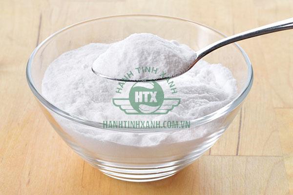Dùng backig soda để đánh bay mảng bám trong thùng rác nhựa 