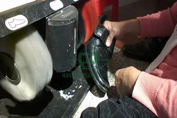 Dựa vào kiểu hoạt động 