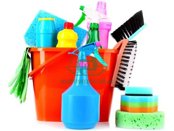 Những dụng cần thiết để vệ sinh thùng rác