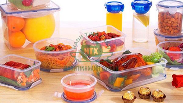 Hộp nhựa đựng thức ăn cần được veej sinh sạch sẽ