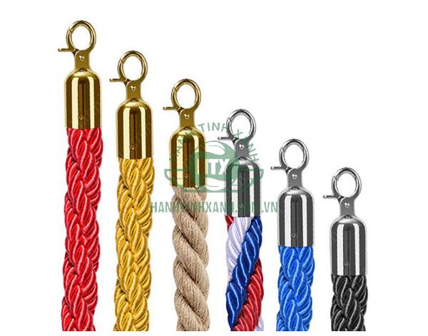 Bảng màu sắc phong phú