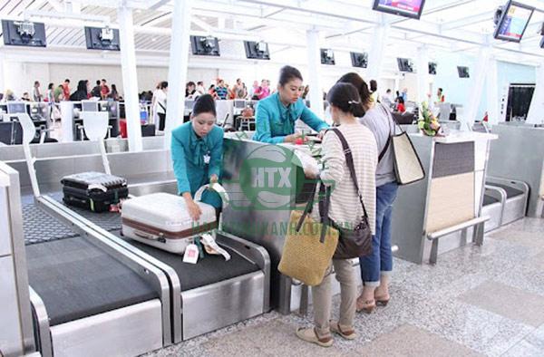 Tiến hành thủ tục check-in càng sớm càng tốt bạn nhé