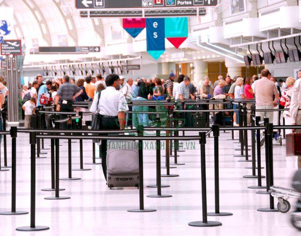 Hành Tinh Xanh đã tiến hành thi công lắp đặt cột chắn cho nhiều không gian