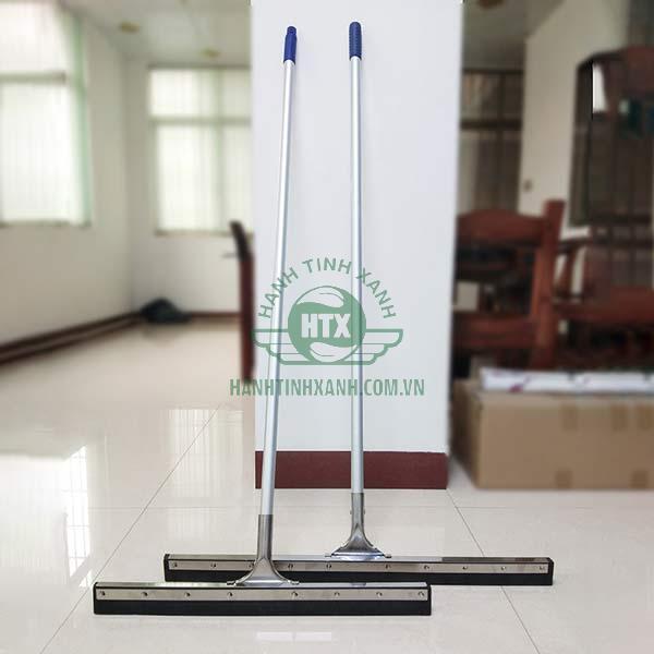 Cây gạt sàn công nghiệp dành cho khu vực cần làm sạch lớn