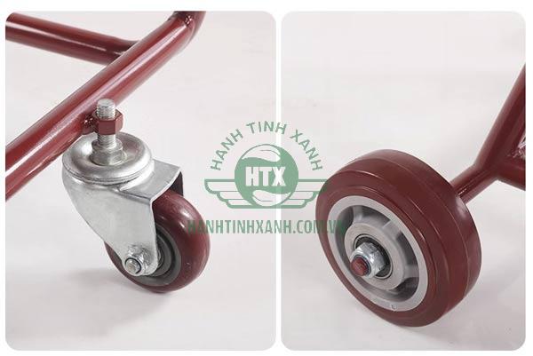 Bánh xe hỏng hóc ảnh hưởng đến hoạt động xe chở ghế