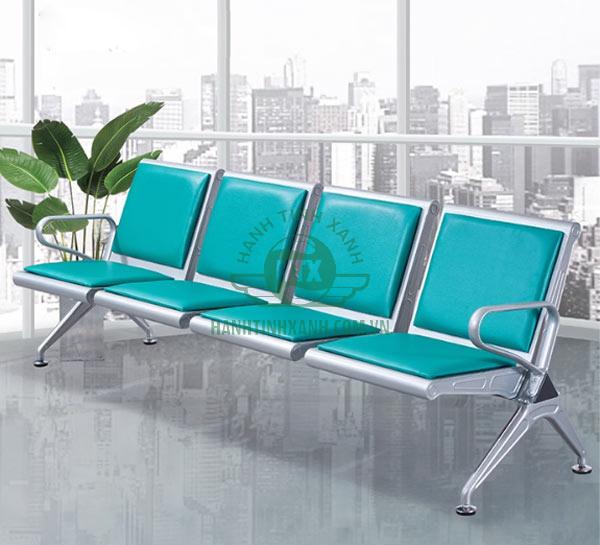 Ghế băng chờ loại 4 chỗ được sử dụng phổ biến