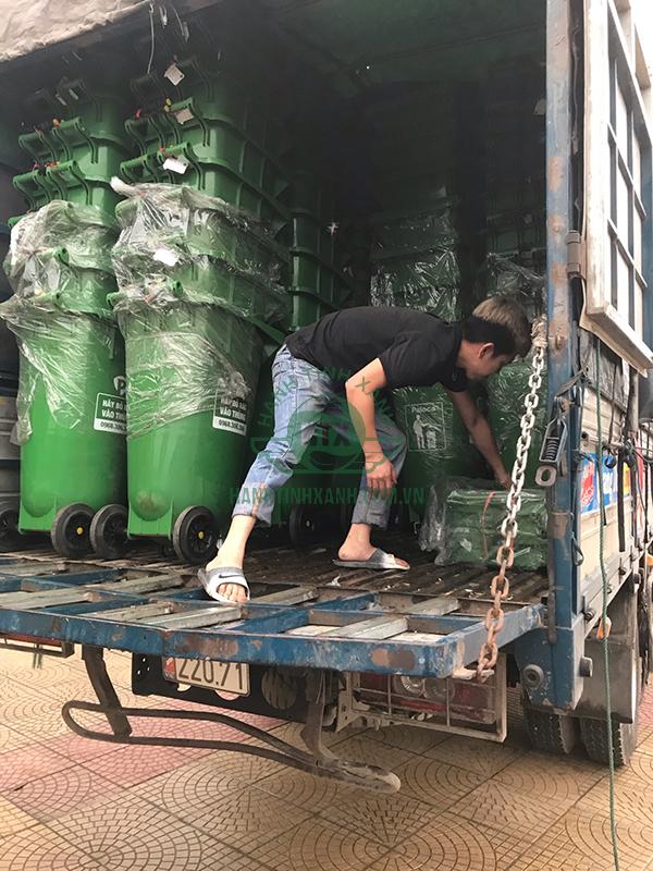 Dự án cung cấp +5000 thùng rác hữu cơ cho huyện Gia Bình - Bắc Ninh