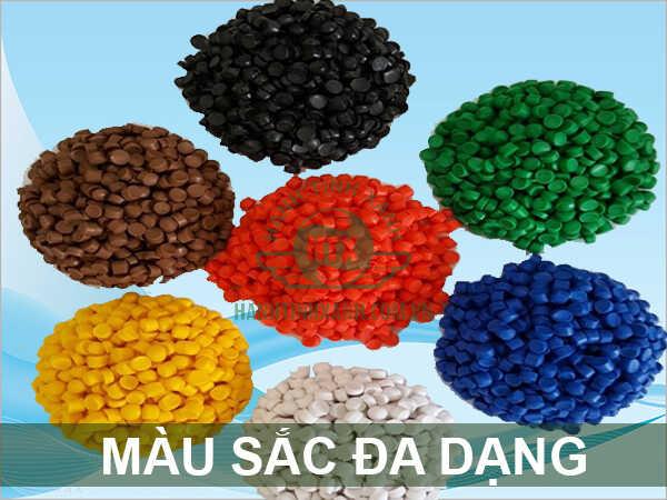 Hạt nhựa PVC màu sắc đa dang,đẹp mắt