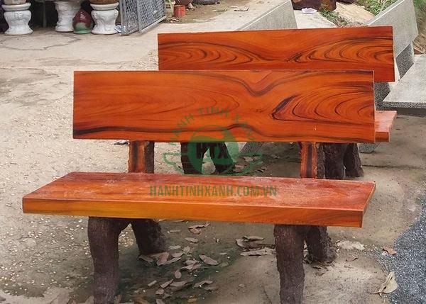 Vị trí in ấn thông điệp thường ở tựa lưng của ghế