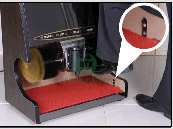 Vị trí mắt đọc cảm ứng rất dễ bị bám bụi