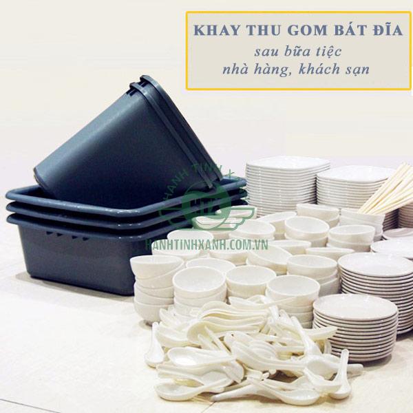 Khay nhựa và xô đựng cần làm sạch thật kỹ