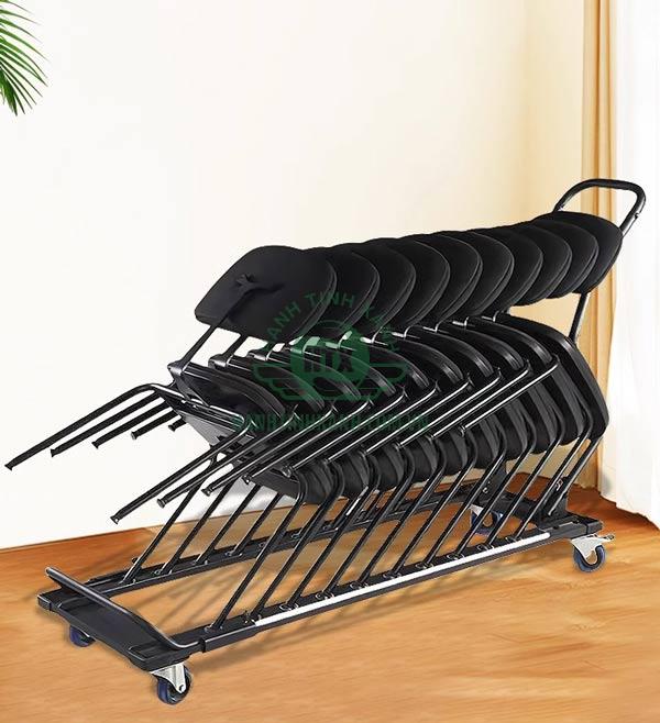 Cố định ghế an toàn và chắc chắn trên xe đẩy ghế