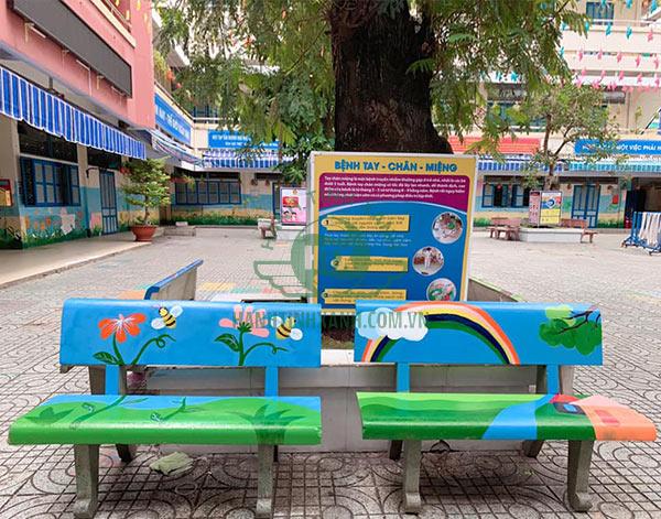 Kinh nghiệm sắp xếp ghế đá trường học trong khuôn viên sân trường