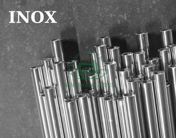 Inox là chất liệu sáng và độ bền khá cao