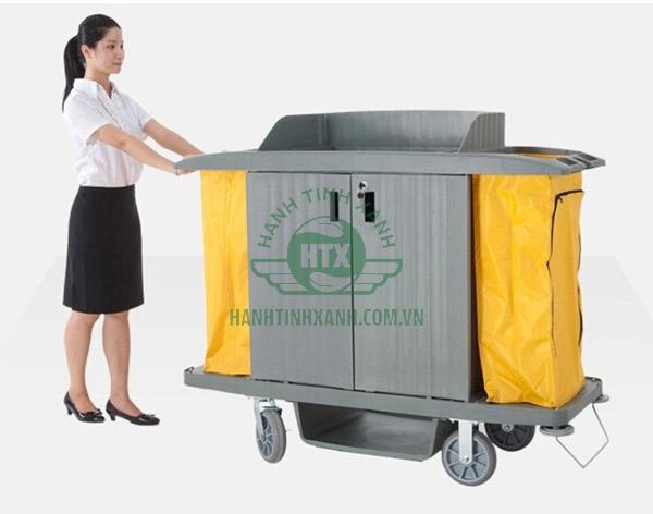 Đẩy xe di chuyển với vận tốc vừa phải