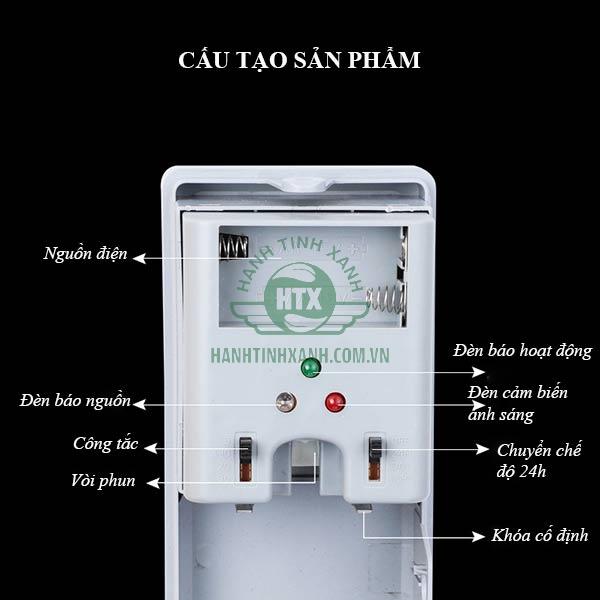 Khe lắp pin của mẫu máy xịt thơm phòng tự động dùng 2 viên pin AA