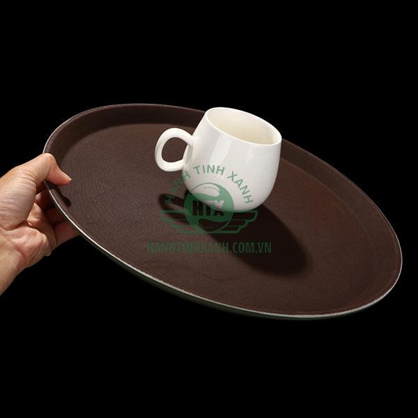 Khay phục vụ chống trơn trượt thịnh hành hiện nay
