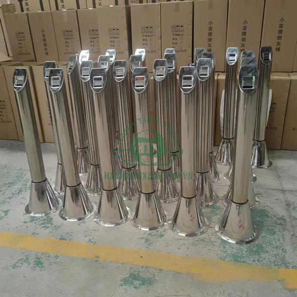 Đặt mua số lượng lớn trụ gạt tàn cùng lúc để được giá tốt