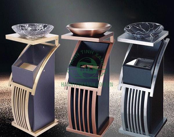 Thùng rác trang trí có khay đá