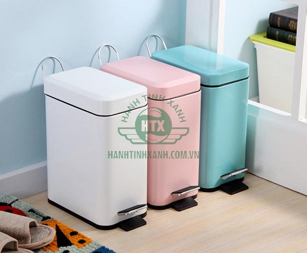 Các ngăn khác nhau để tách riêng từng loại rác riêng biệt