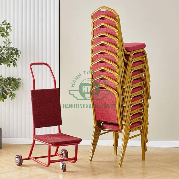 Xe đẩy ghế 3 bánh sẽ chắc chắn hơn loại 2 bánh