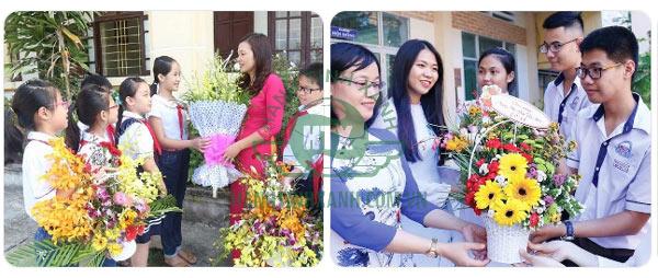 Quà tặng nhà trường, thầy cô ý nghĩa: Hoa tươi